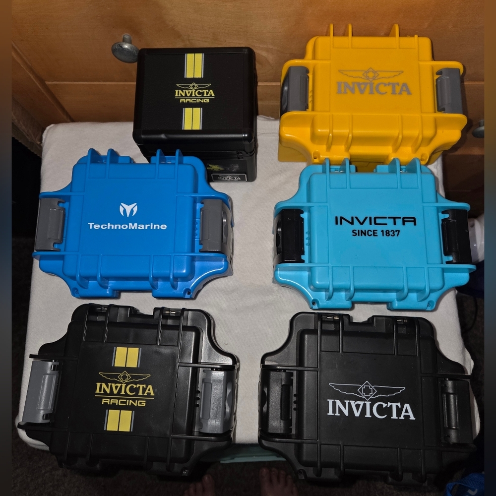 Invicta Hard Cover Watch Case Pick 1